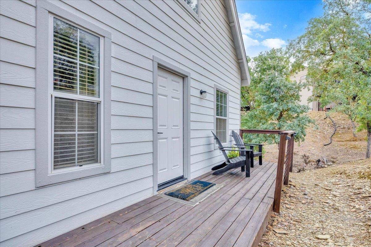 4589 Tomahawk Trail