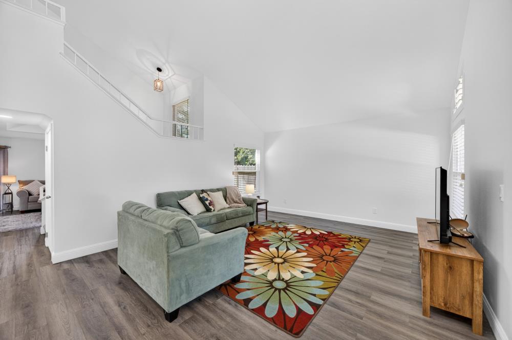9286 Laguna Green Court