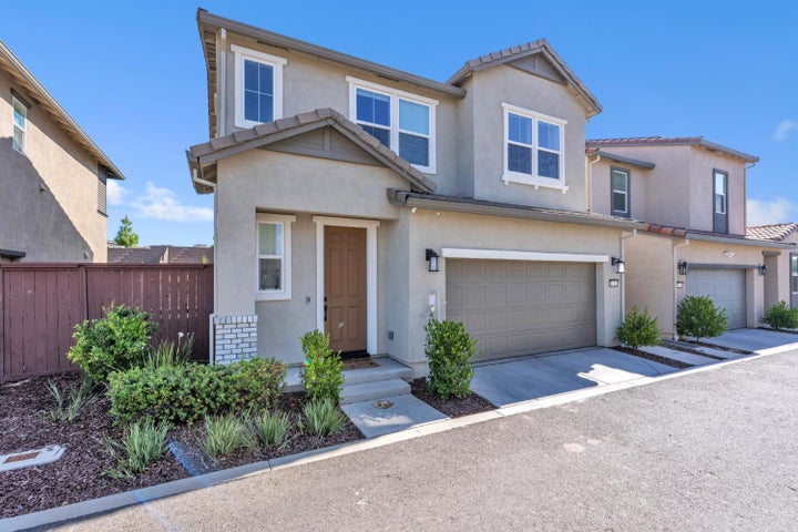 Photo 1 of 41 — 4782 Cantrell Drive, Folsom, CA 95630