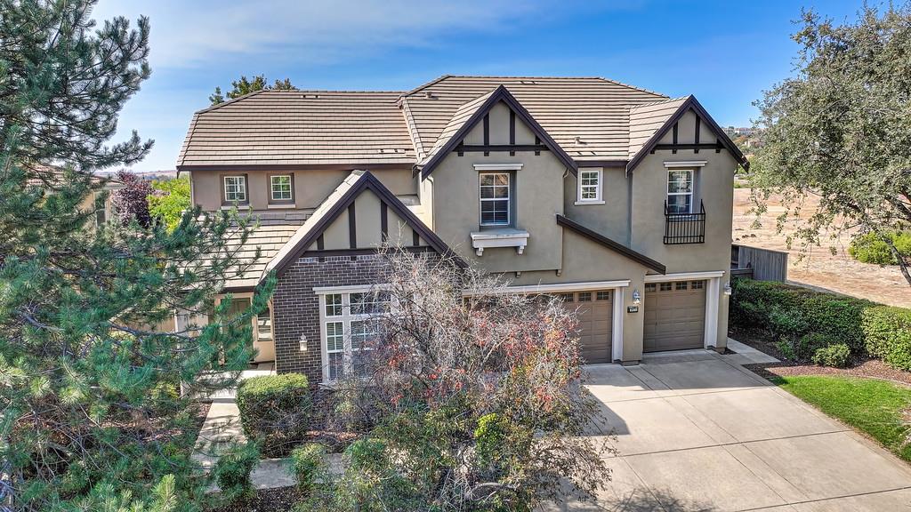 4924 Village Green Drive