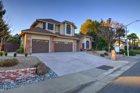 1068 Kensington Drive Roseville CA 95661