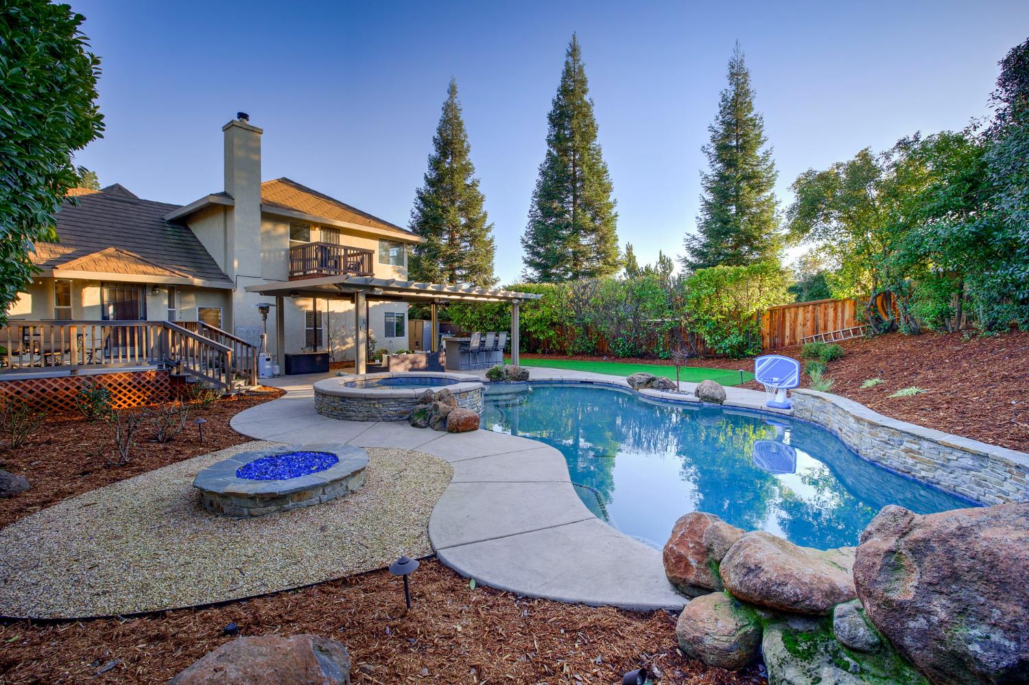 1068 Kensington Drive