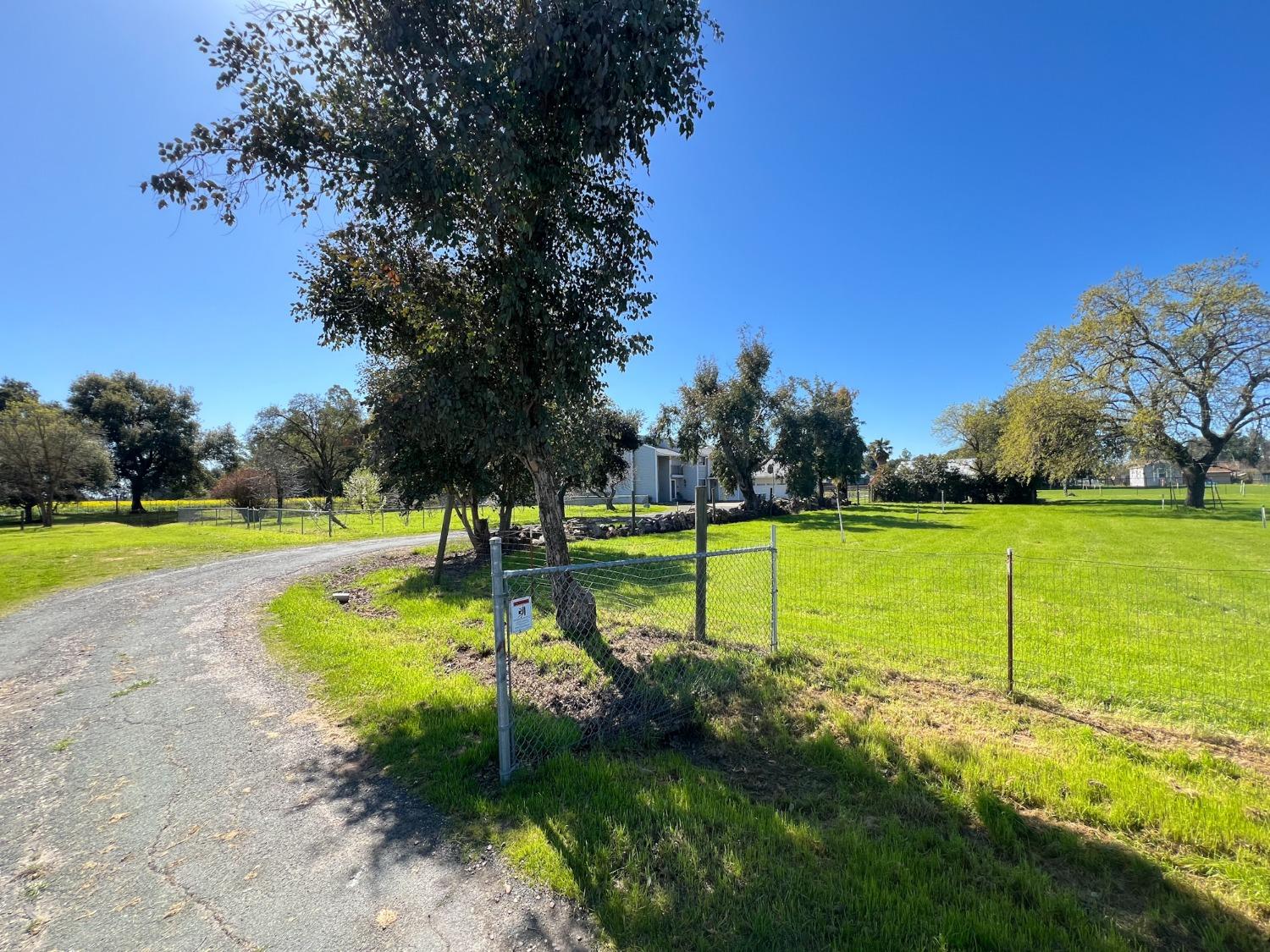 14076 Saradale Lane