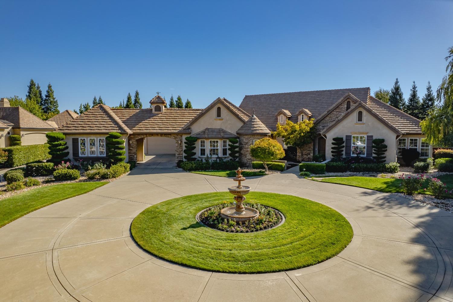 9240 Silverwood Court