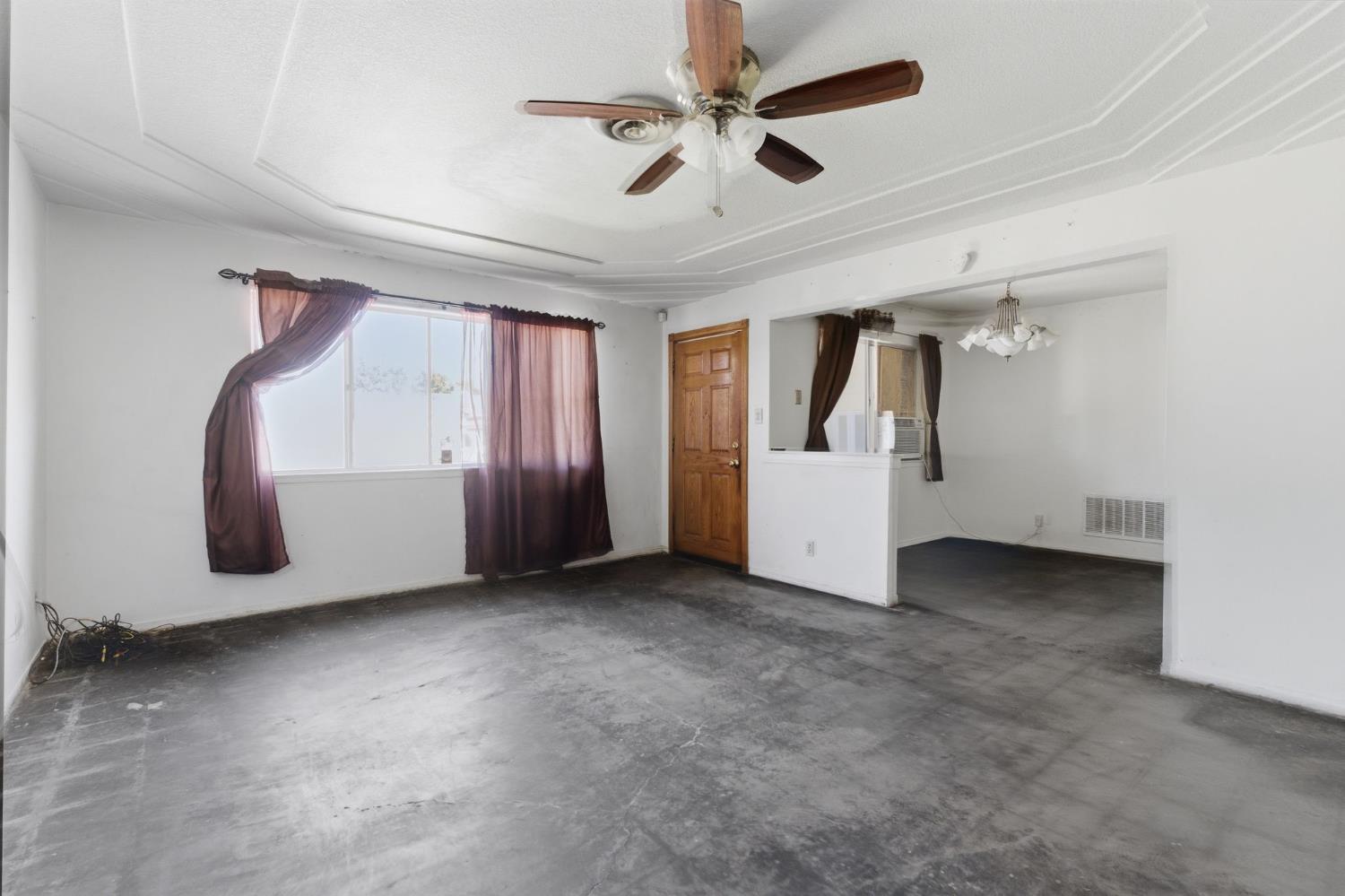 5841 Meghan Way