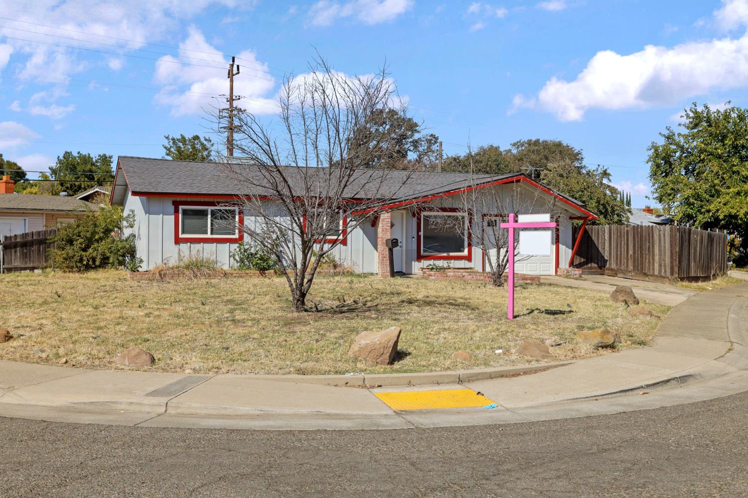 8031 Lichen Drive