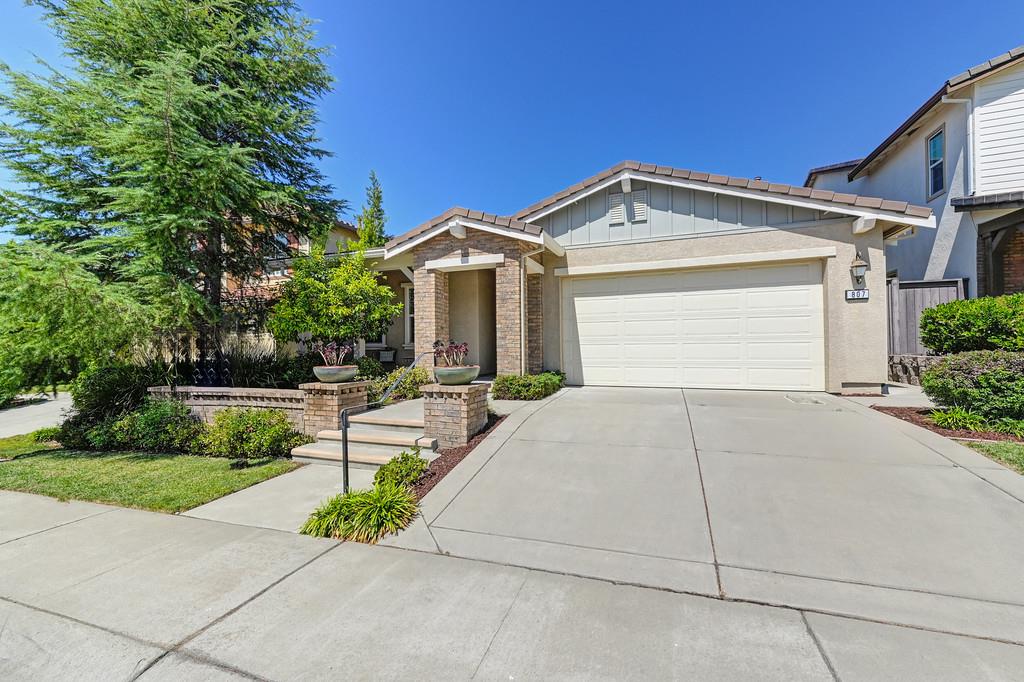 807 Calico Drive