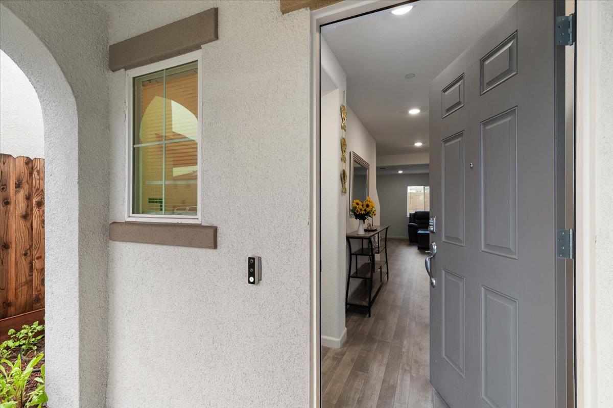 6421 Maple Leaf Lane