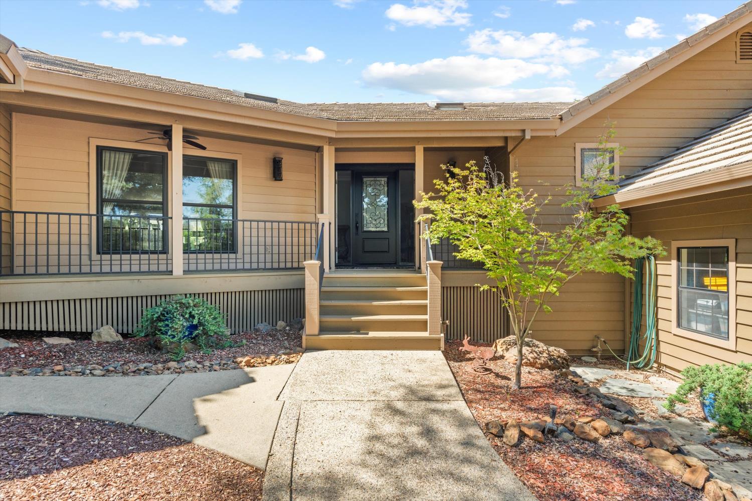 6435 Fairway Court