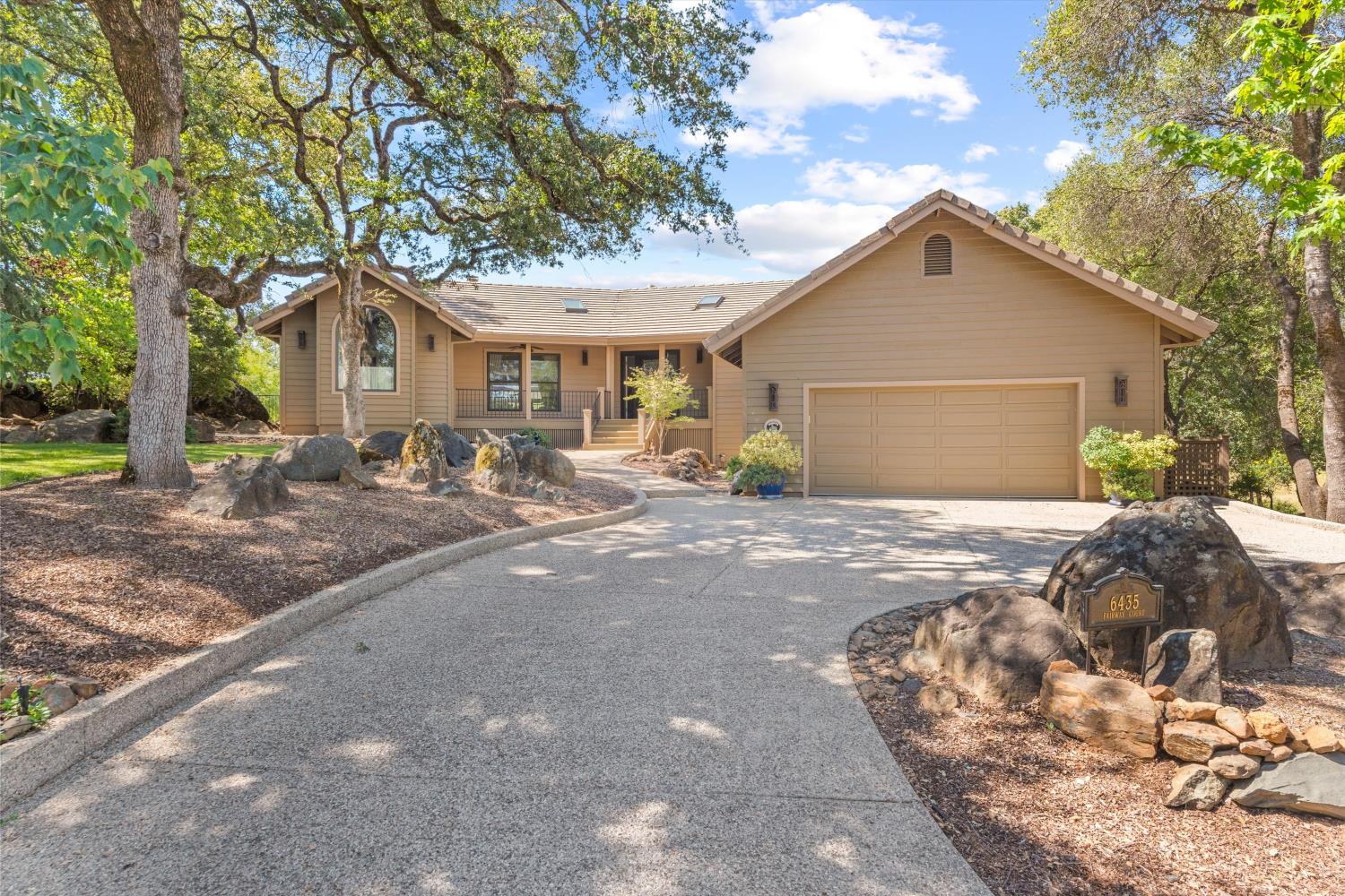 6435 Fairway Court