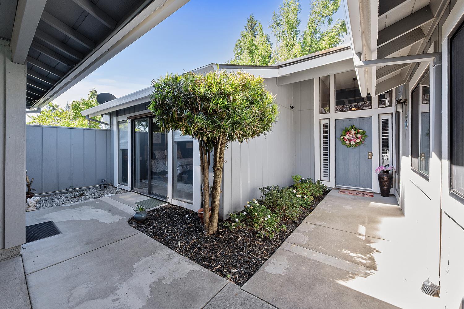 3278 Amethyst Drive