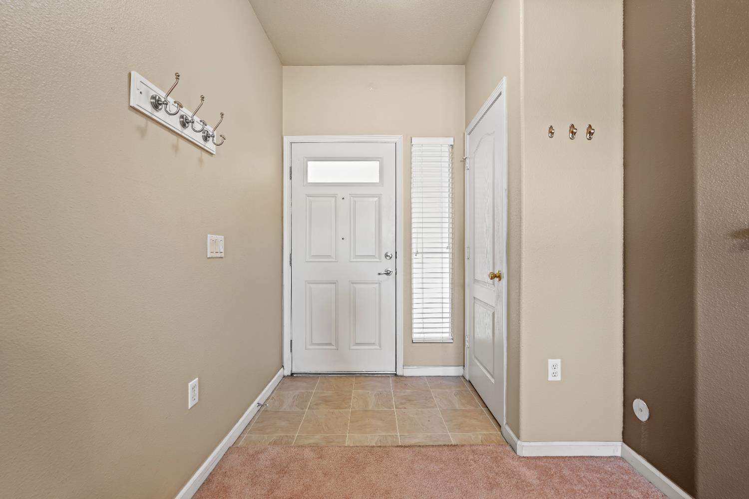 1900 Danbrook Drive 911