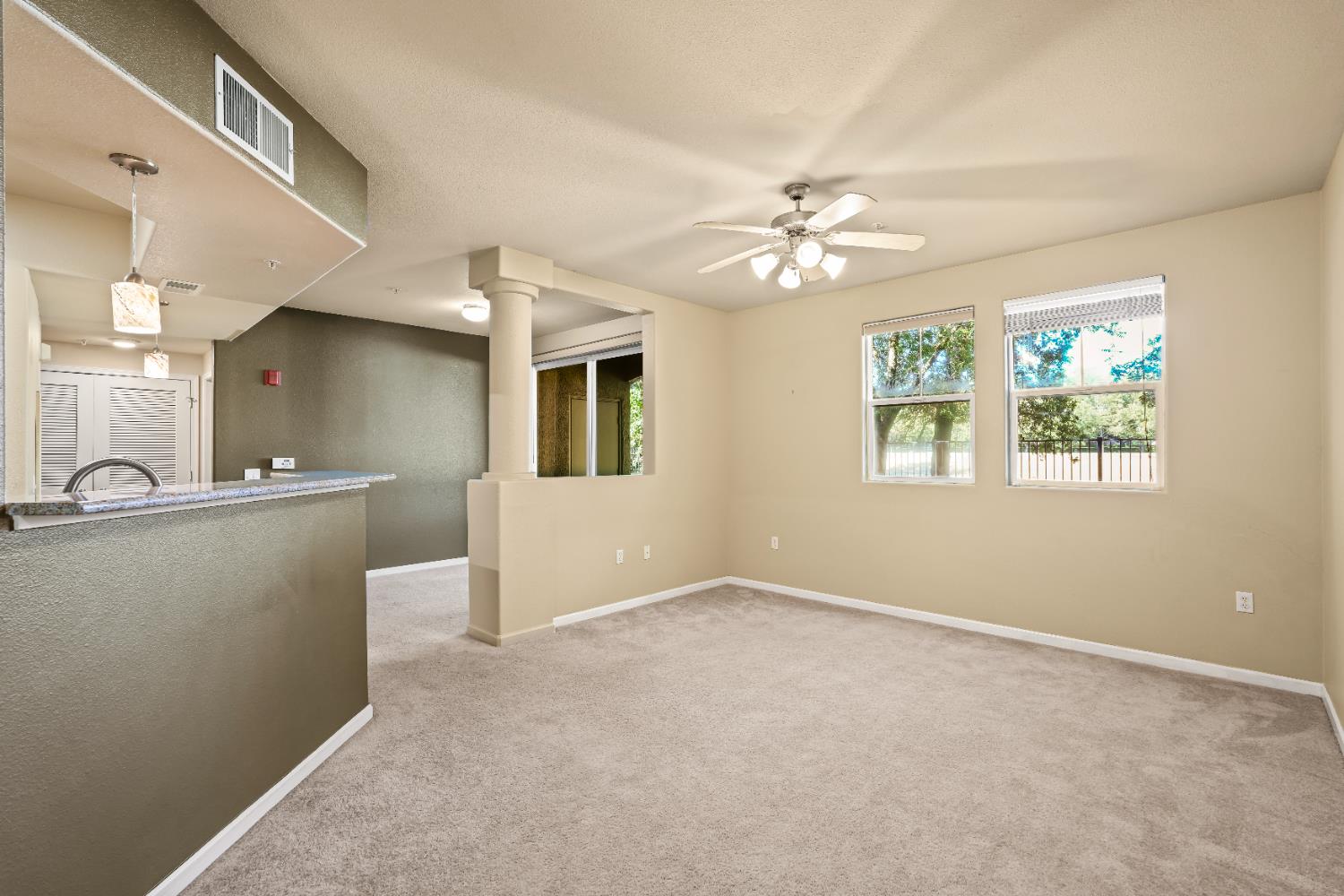 1900 Danbrook Drive 911