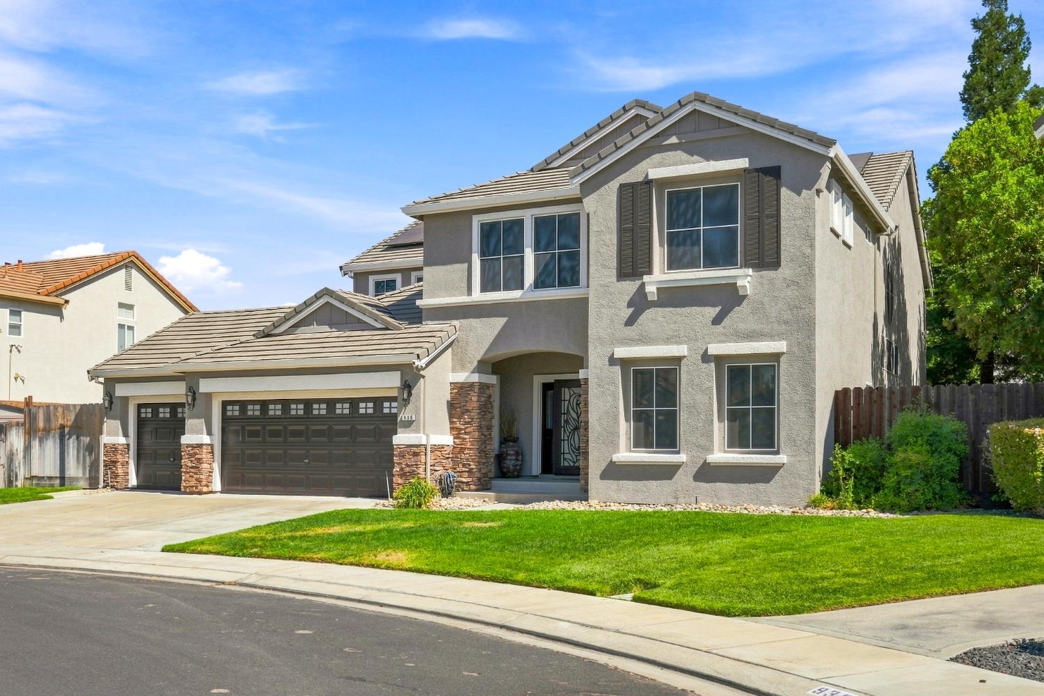 935 Shortland Circle