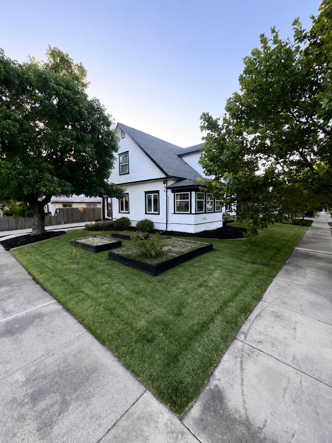 218 5th Street