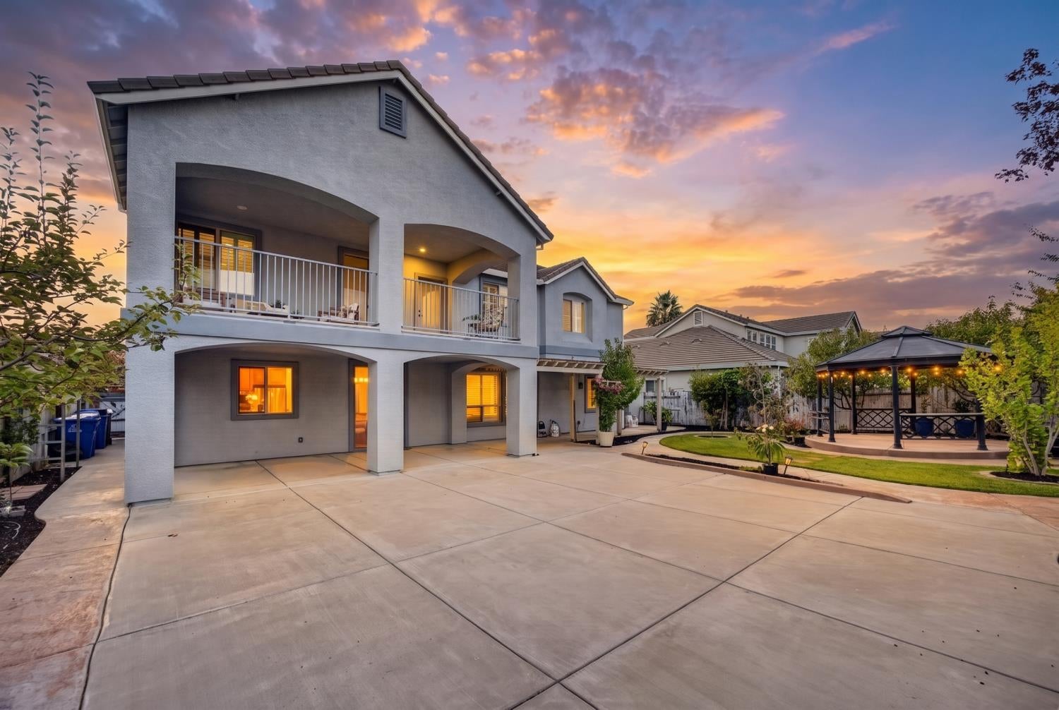9949 Dove Shell Way