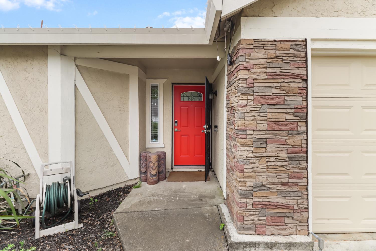 1380 Pebblewood Drive