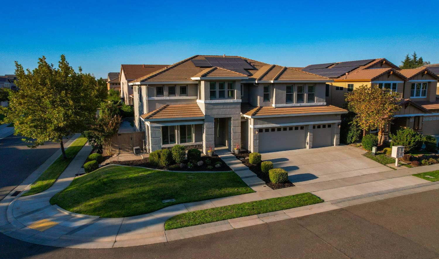 2326 Angus Road