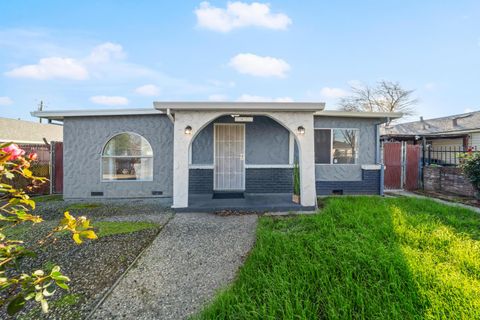 7922 35th Avenue Sacramento CA 95824