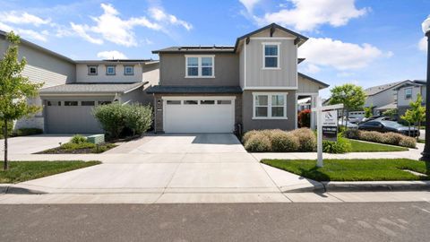 MLS: 225043906