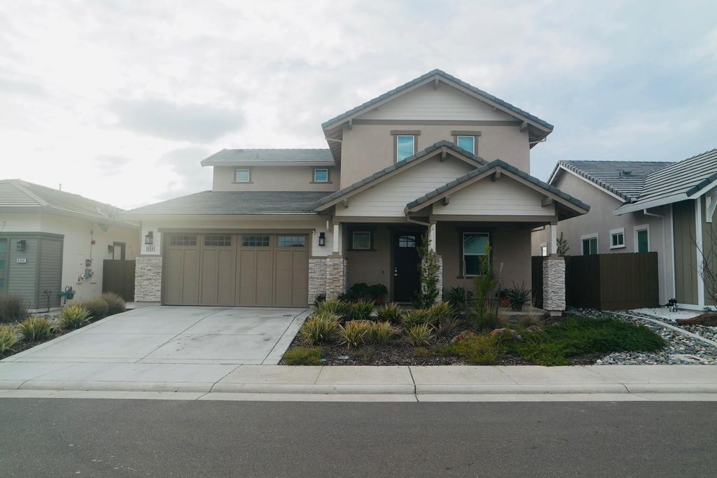 Photo of 9064 Horvath Street, Elk Grove, CA 95624 (MLS # 226021308)