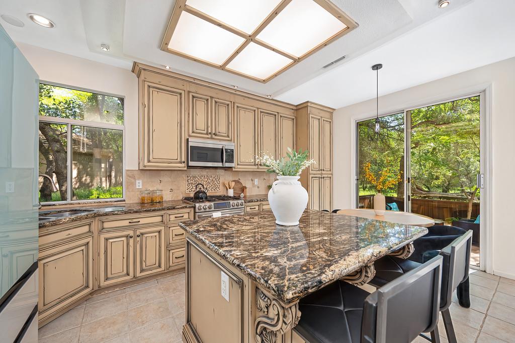 7546 Pheasant Hlw Place