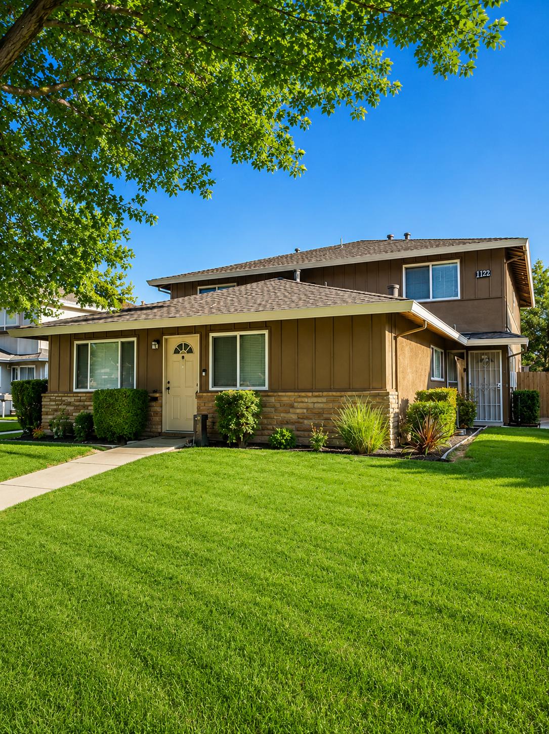 2109 Chrysler Drive
