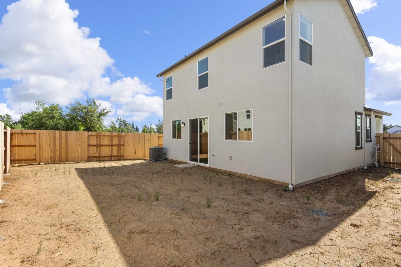 868 W Pecan Tree Lane 1