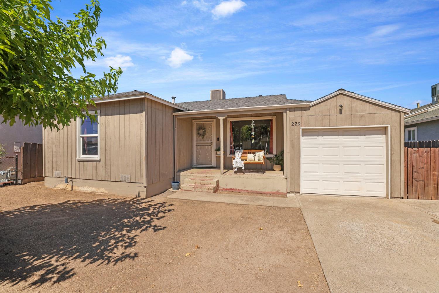 229 N 7th Avenue