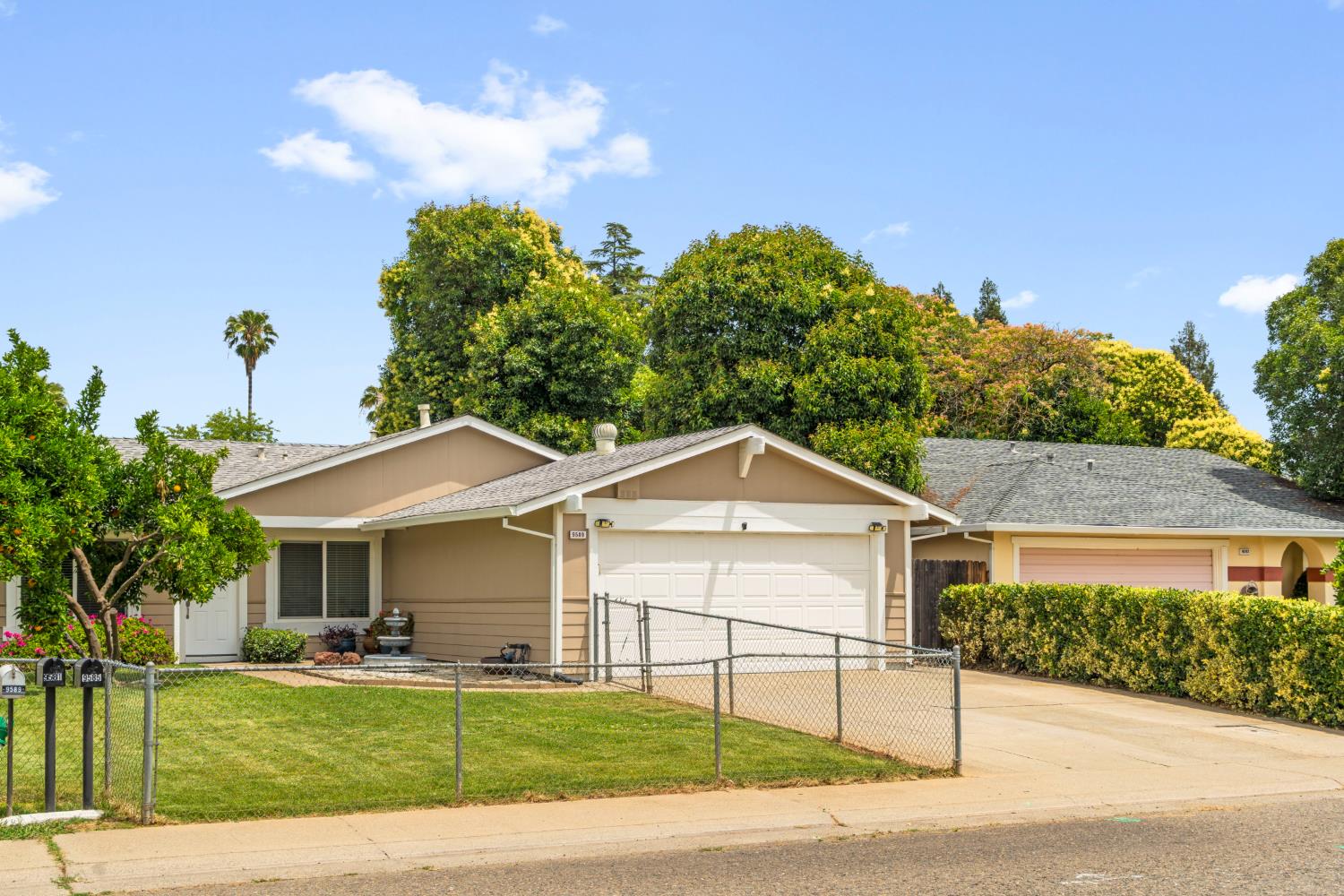 9589 Countryroads Drive