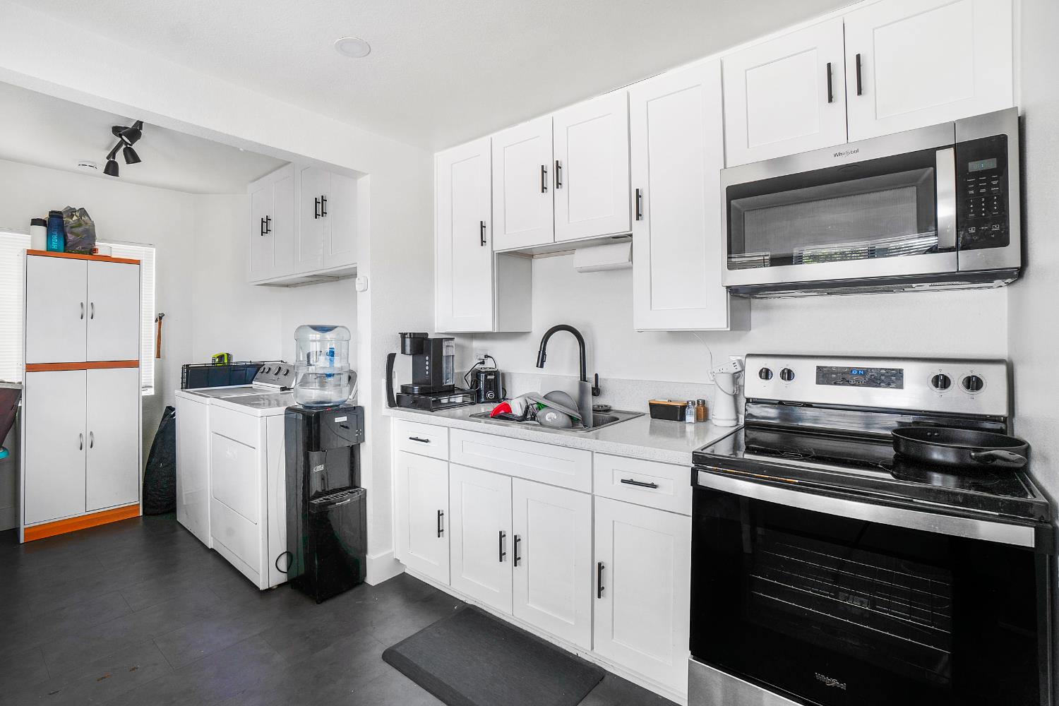 761 Macarthur Street