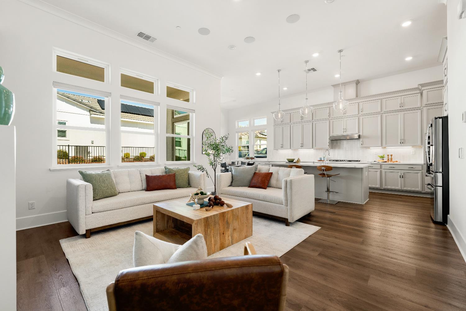 8946 Eureka Grove Circle