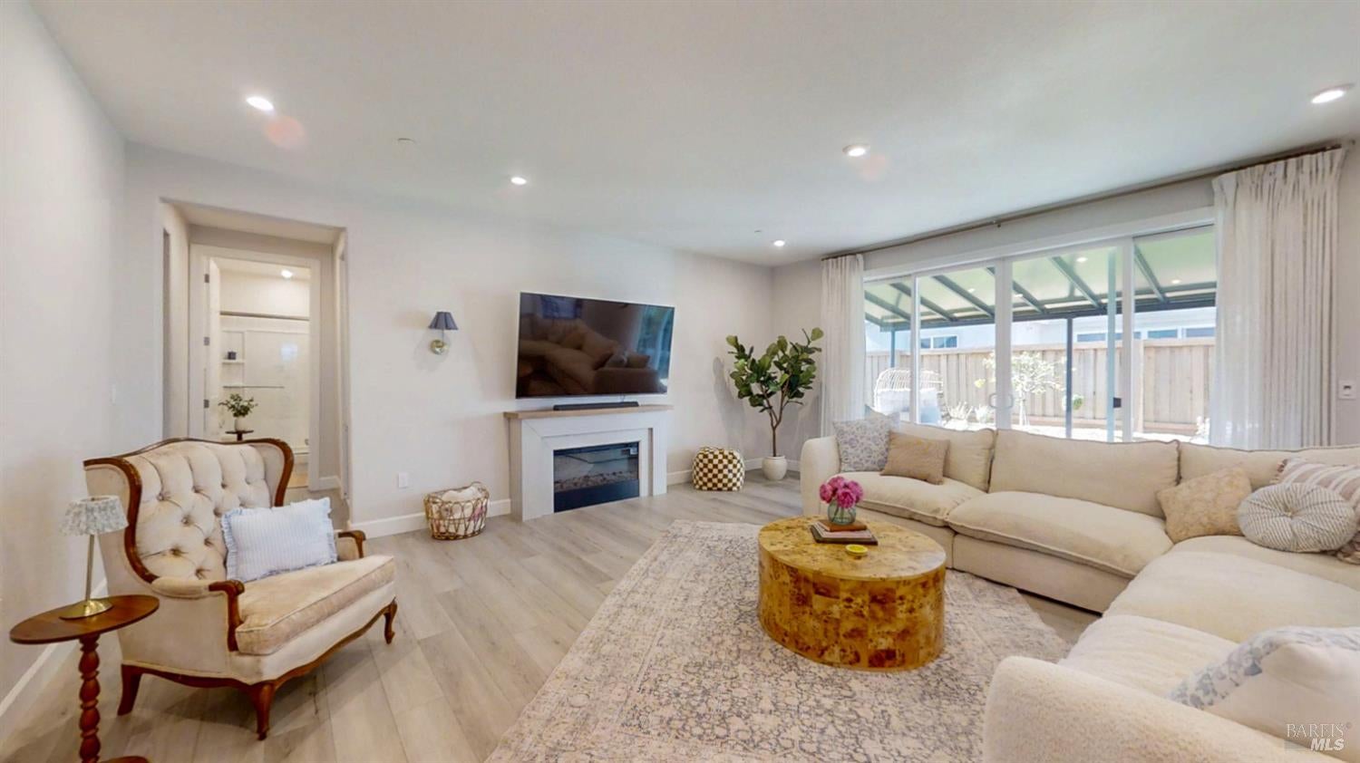 425 Vanderbilt Drive