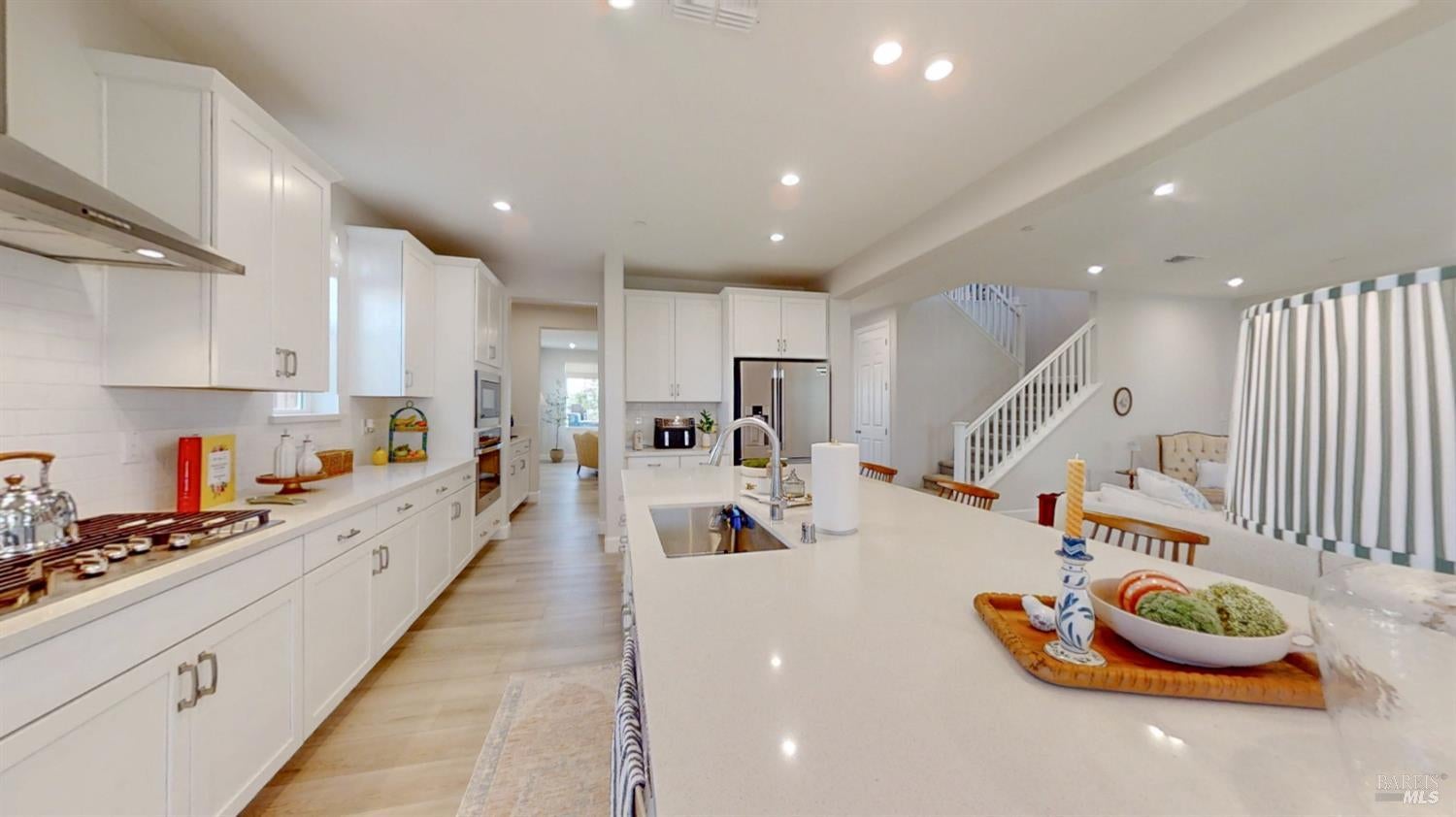 425 Vanderbilt Drive