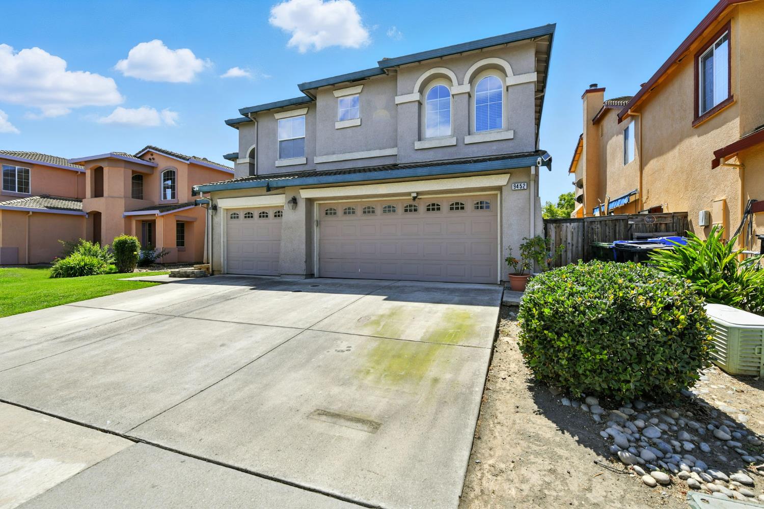 9452 Lyndley Plaza Way