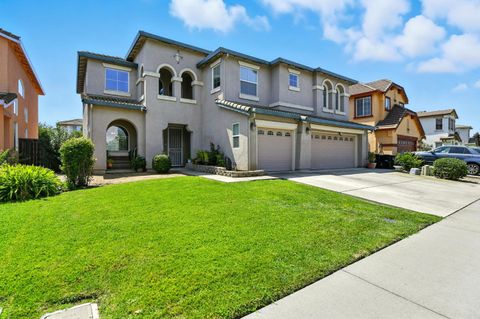 9452 Lyndley Plaza Way Elk Grove CA 95624