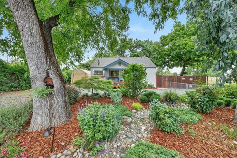 7641 Twin Oaks Avenue Citrus Heights CA 95610