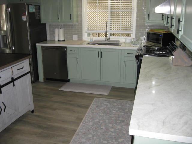 1400 N Tully 57
