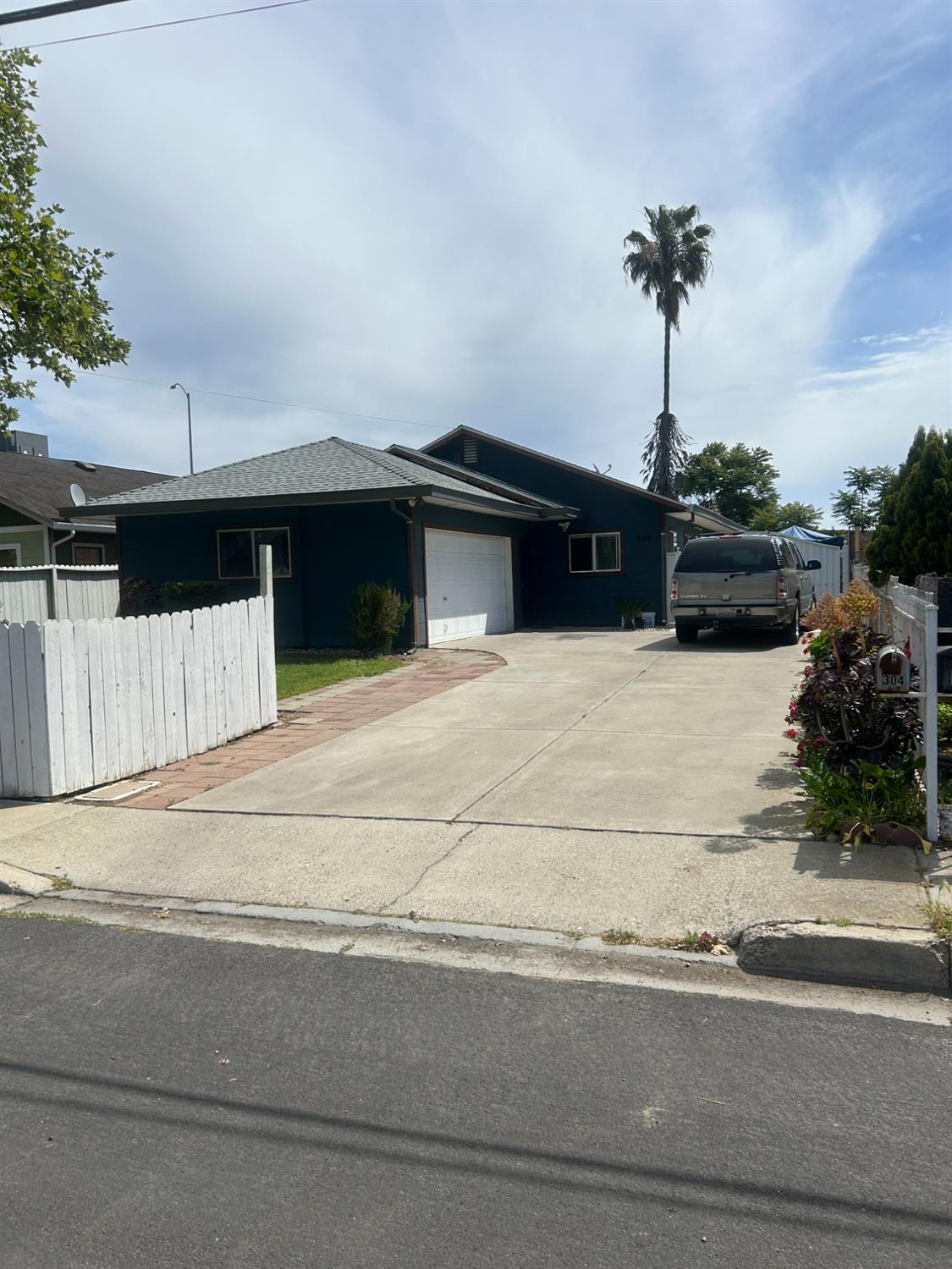 304 W madison Street