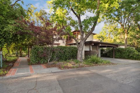 MLS: 225060858