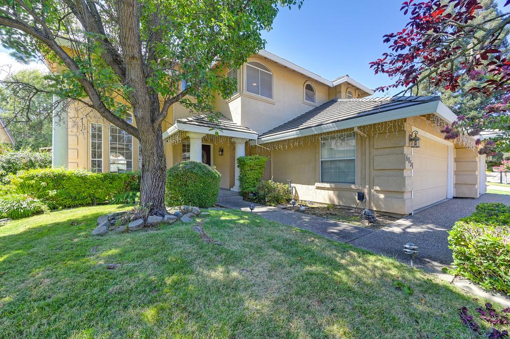 6051 Kenneth Oak Way