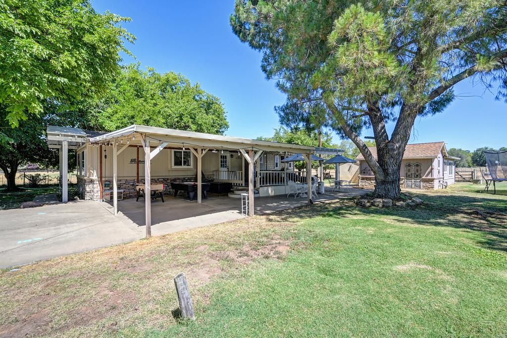 4909 Window Lane