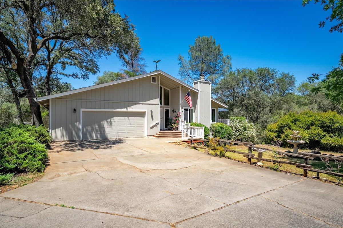 4221 Flying C Road