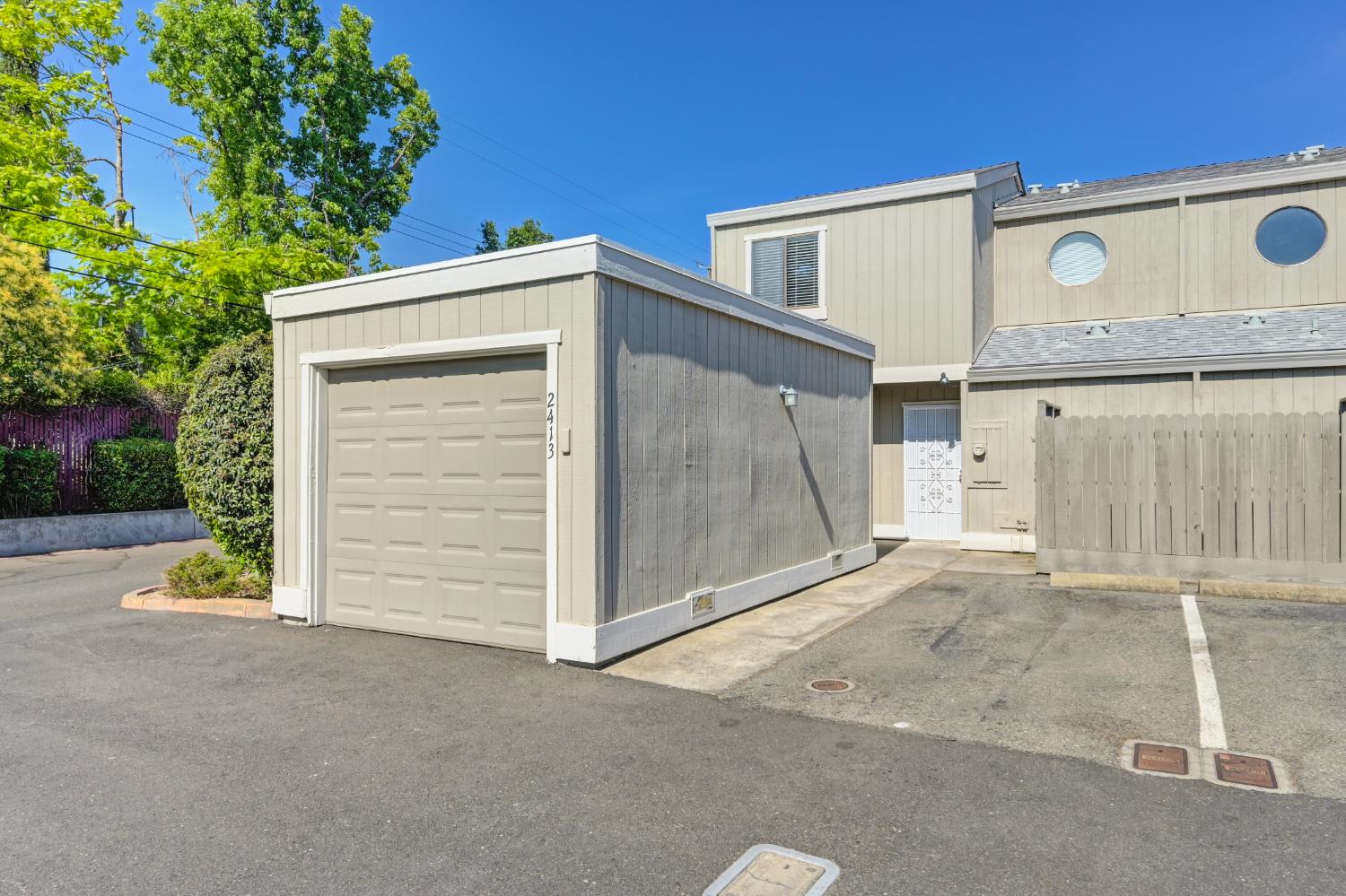2413 Post Oak Lane