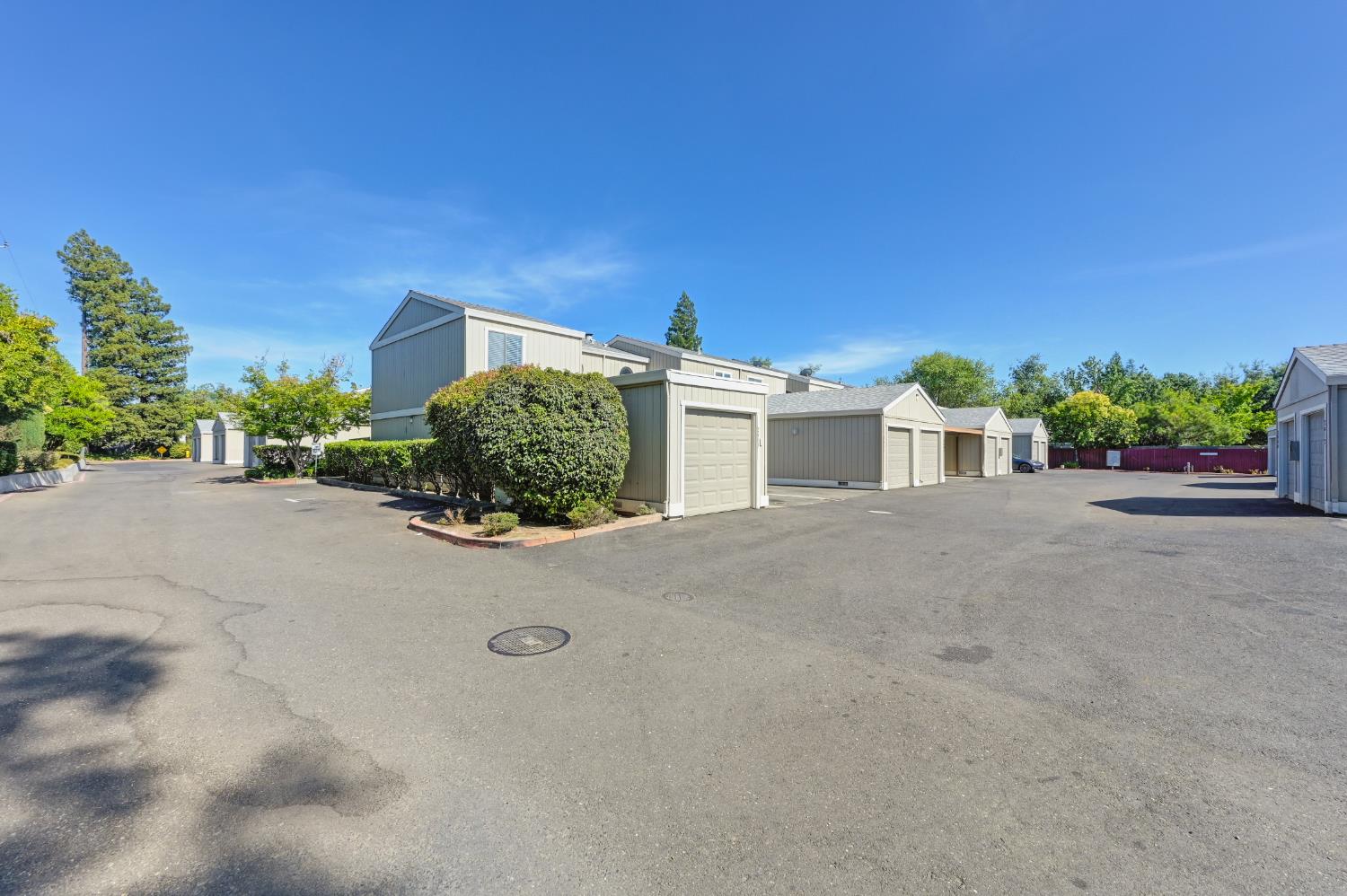 2413 Post Oak Lane