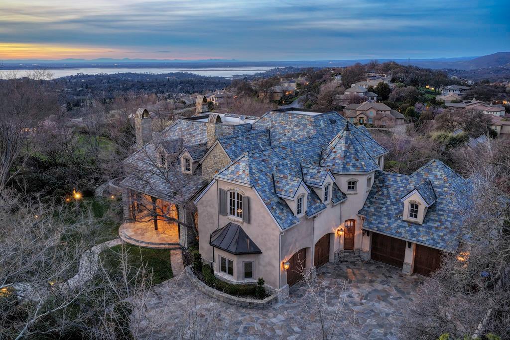 5001 Bent Creek Court