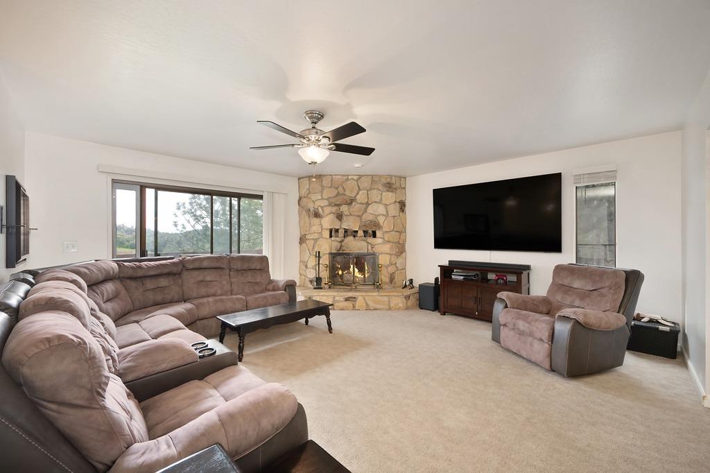 2151 Sweetwater Trail