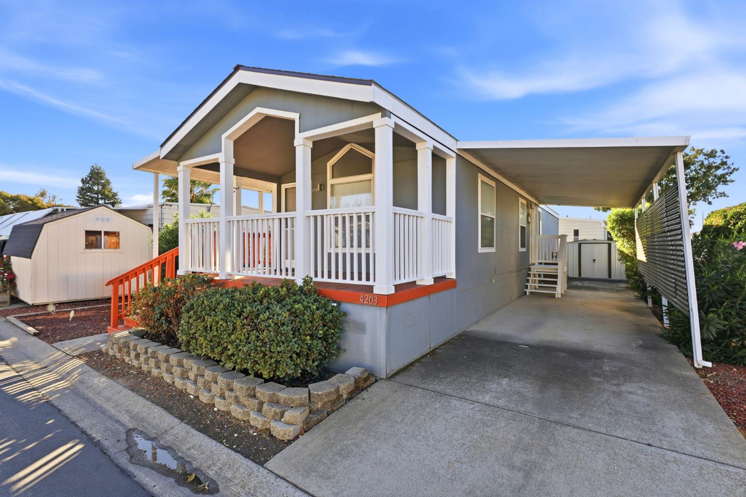 4203 Floral Drive 65