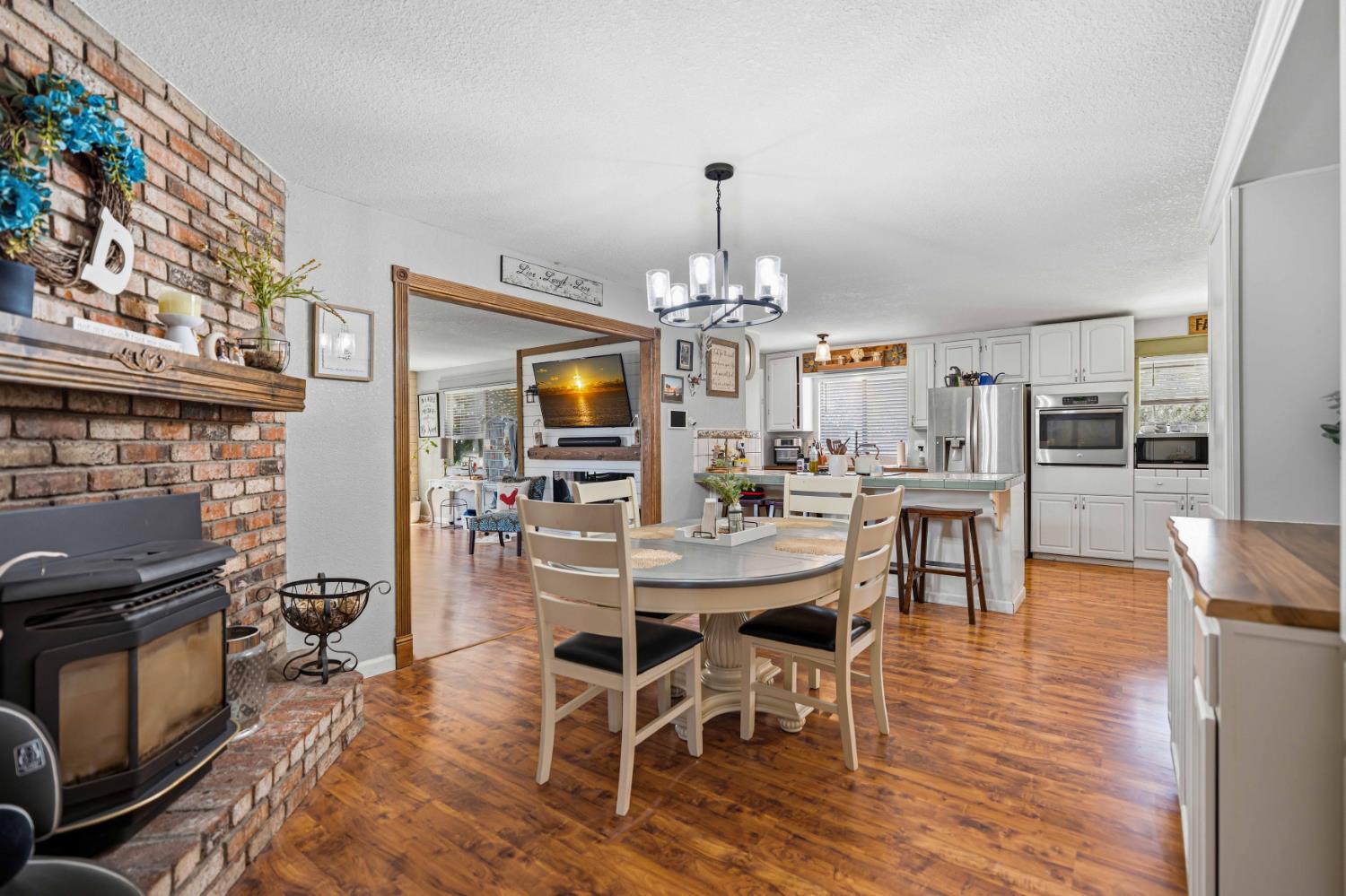 10419 Alvarado Road