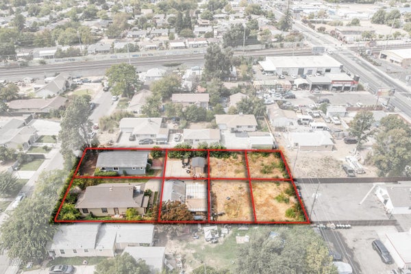 2761 32ND AVE, SACRAMENTO, CA 95824 - Image 8fb8d41a8e130149726e0281b2a1bbbf/2735760941